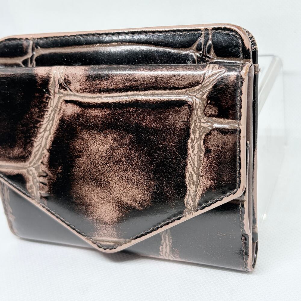 Real Mind Prima Glossy Brown Crocodile Embossed Leather Compact Wallet
